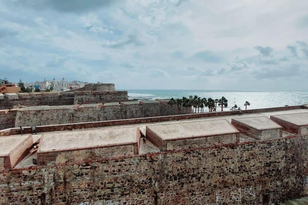 Acogedor Piso Cerca De La Playa Apartment Ceuta Bagian luar foto